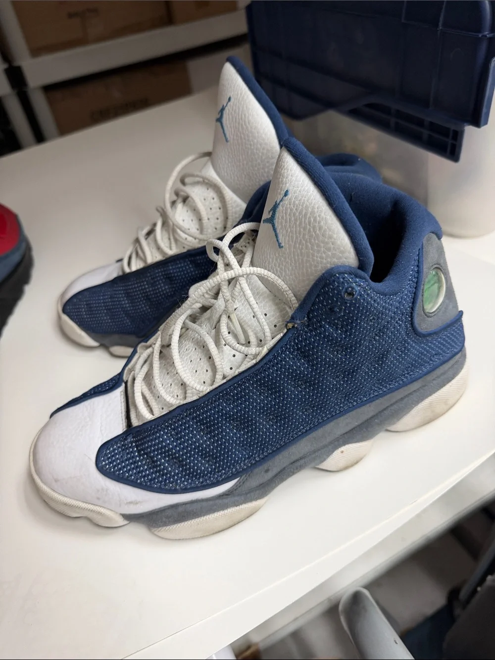 Jordan Men's Basketball Shoes in White and Navy